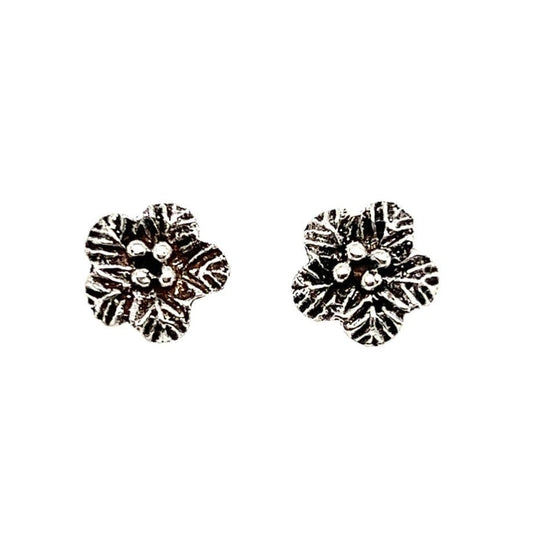 A10 Flower earring with five petals and silver balls