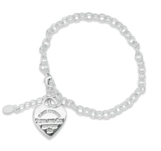 M473 Charm Bracelet With Heart Charm