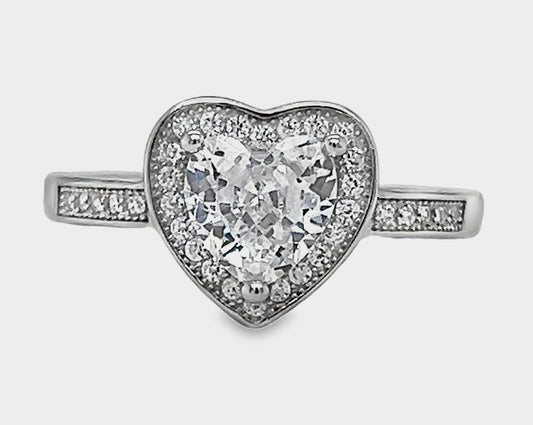 R522 Heart CZ Ring