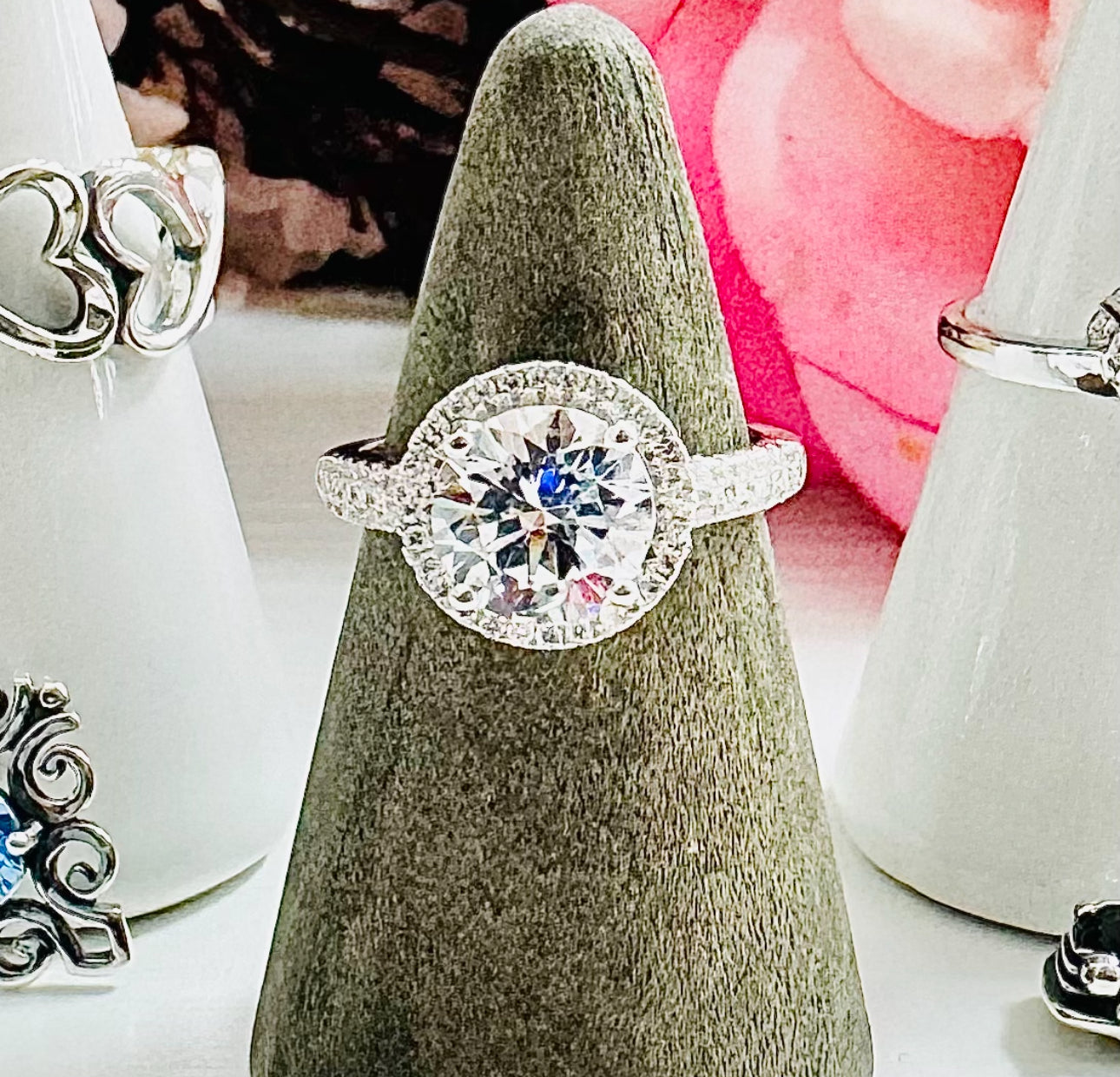 R934 Round Stone Ring