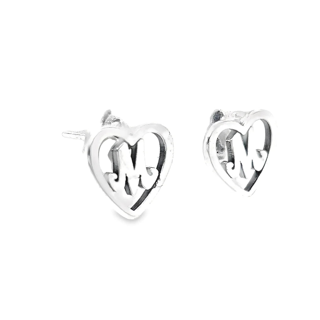 A432 Heart Letter M Post Earrings