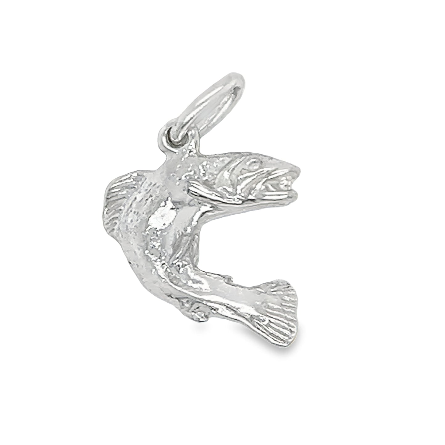 D681 Fish Pendant