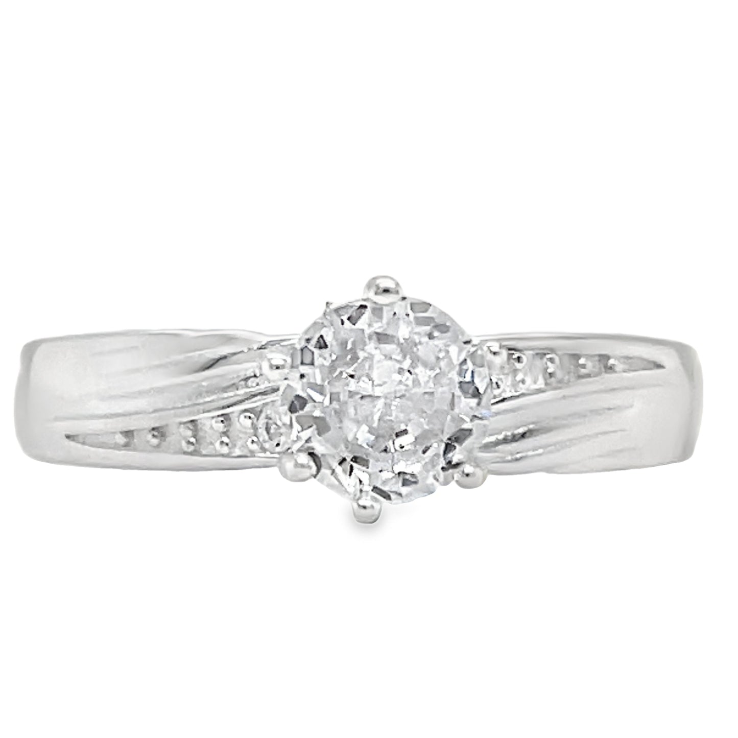 R679 Engagement Ring