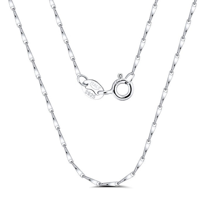 CA188 Twisted Link Chain Necklace