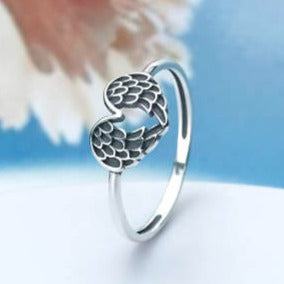 R74 Heart Shaped Wing Ring