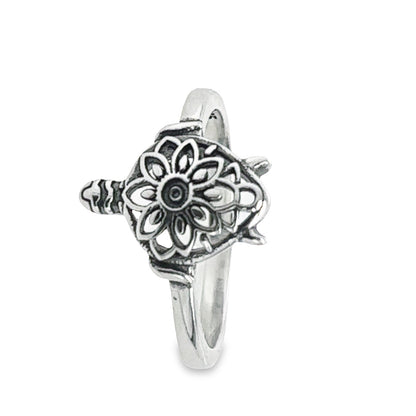 R506 Turtle With Flower Ring