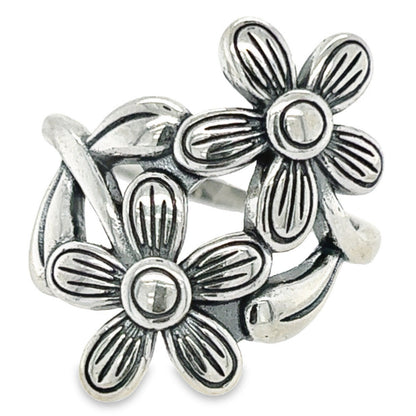 R89 Flower Ring