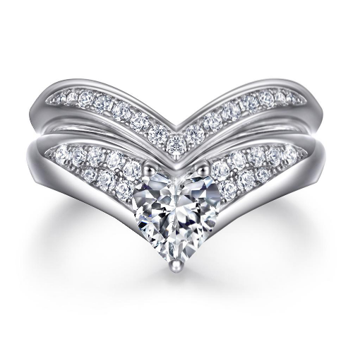 R956 Heart Stone Ring Set