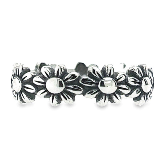 R104 Flower Ring