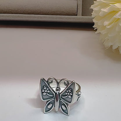 R837 Big Butterfly With Flowers Ring