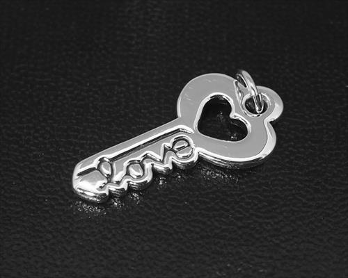 D2040 Love Key Pendant