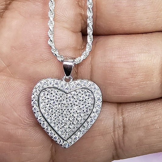 D1907 Princess Heart Pendant