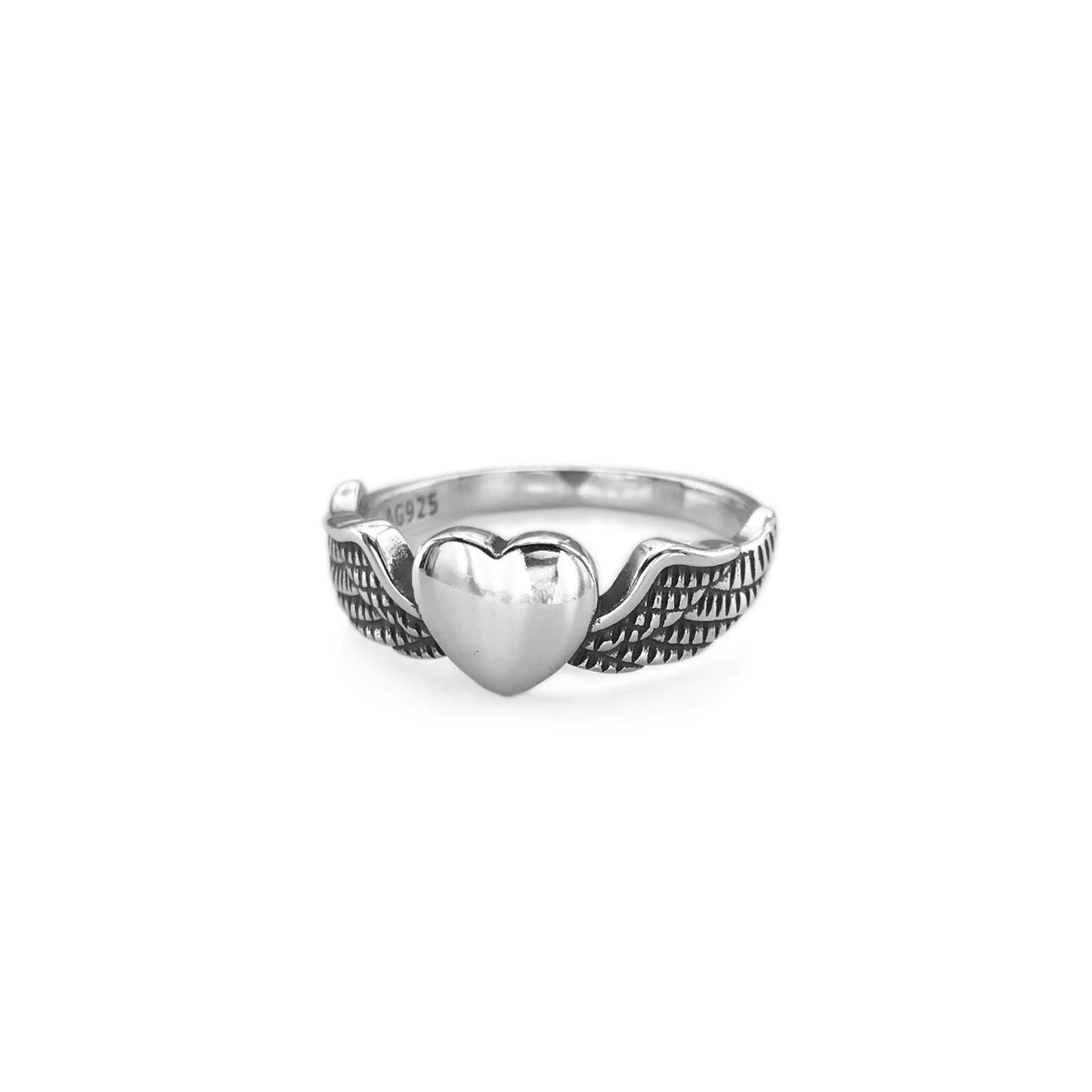 R927 Heart With Wings Ring